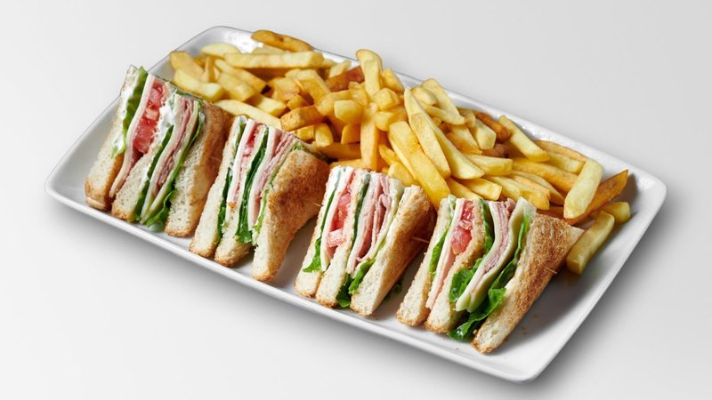 Club Sandwich Σνίτσελ